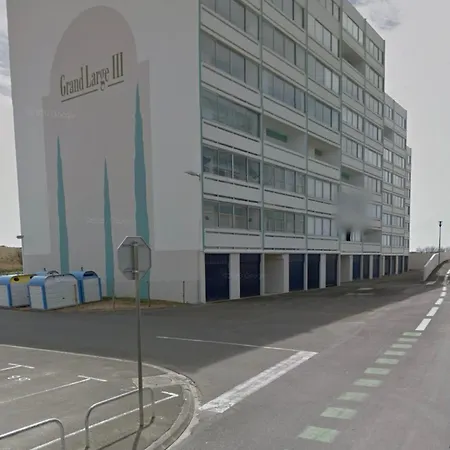 Au Bruit Des Vagues, Vue Apartment