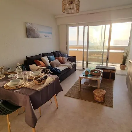 Au Bruit Des Vagues, Vue Apartment